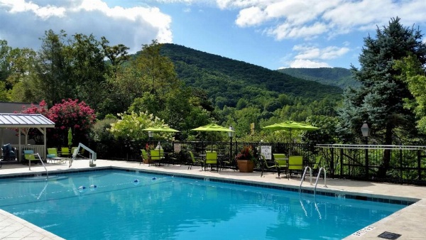 Holiday Inn Asheville East-Blue Ridge Pkwy, an IHG Hotel image 25