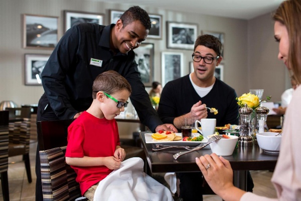 Holiday Inn Asheville East-Blue Ridge Pkwy, an IHG Hotel image 6